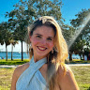 Meet your Posher, Jaclyn